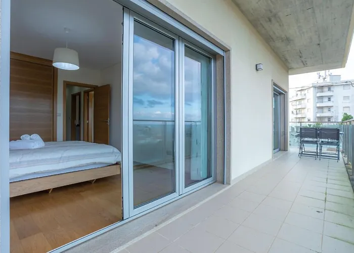 Apartment Buarcos Sunset By Rent4all Figueira da Foz